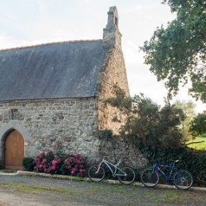 Chapelle Ste Anne Pléguien