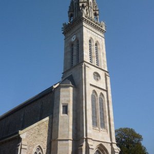 Yvias clocher église paroissiale